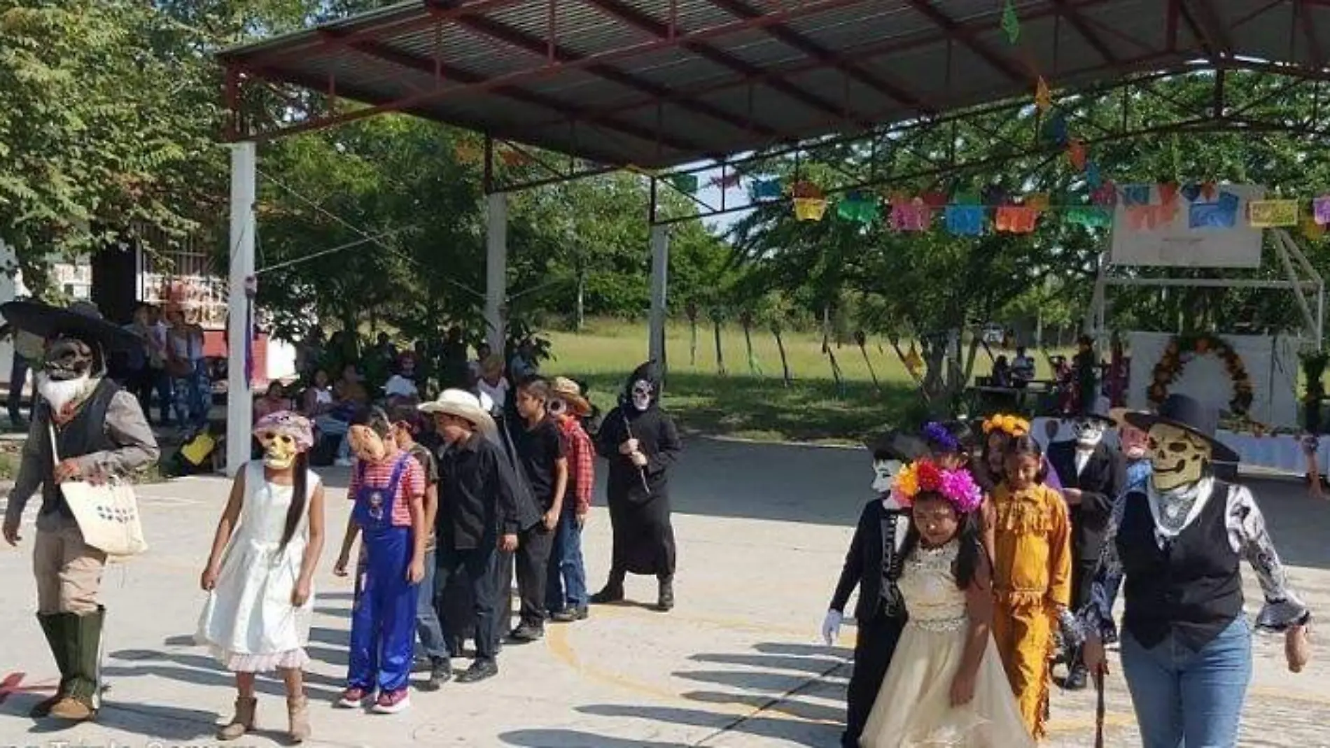 importante preservar herencia culturral y tradiciones en escuelas